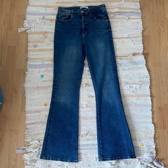 Zara Denim - EUC Zara High Rise Blue Denim Flare Jeans Size 10